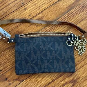 SOLD OUT! 
Michael Kors Belt Bag